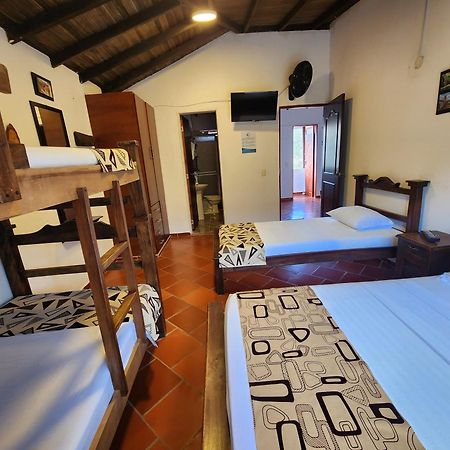 Hotel Campestre Palmas Del Zamorano San Gil Kültér fotó