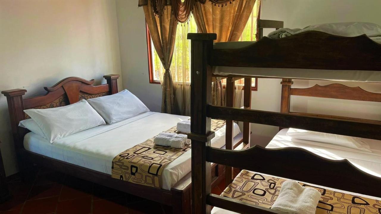 Hotel Campestre Palmas Del Zamorano San Gil Kültér fotó