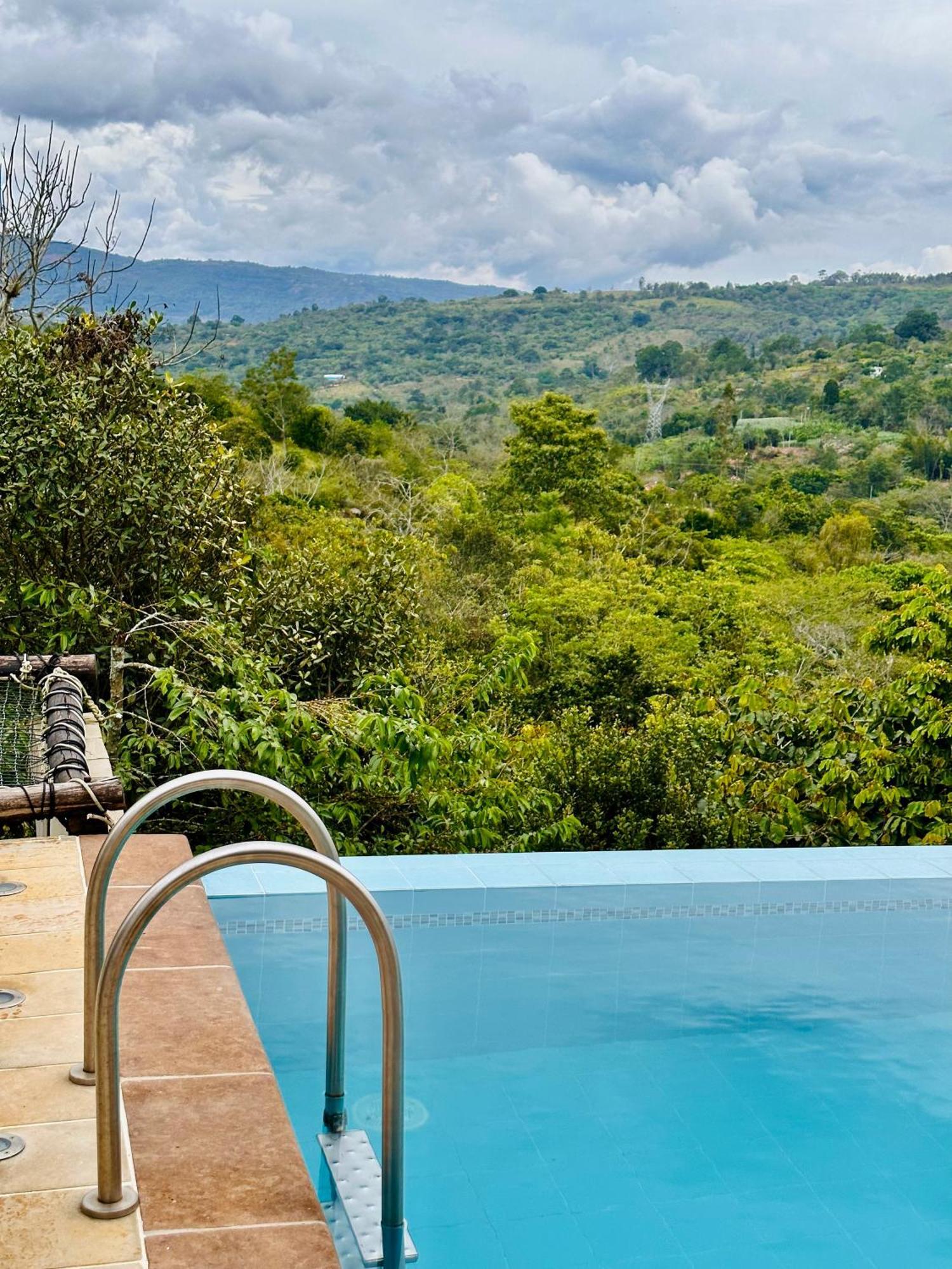 Hotel Campestre Palmas Del Zamorano San Gil Kültér fotó