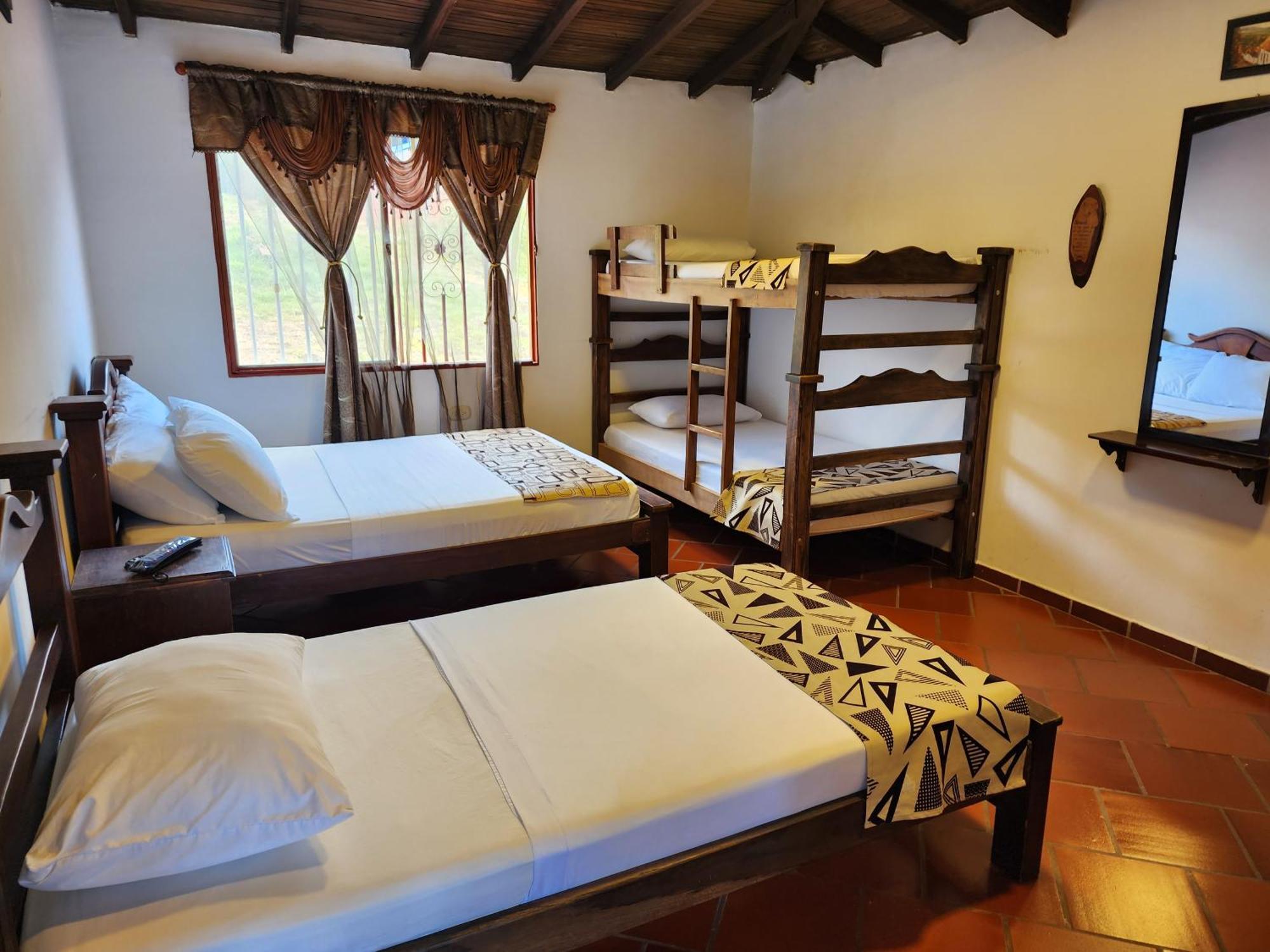 Hotel Campestre Palmas Del Zamorano San Gil Kültér fotó