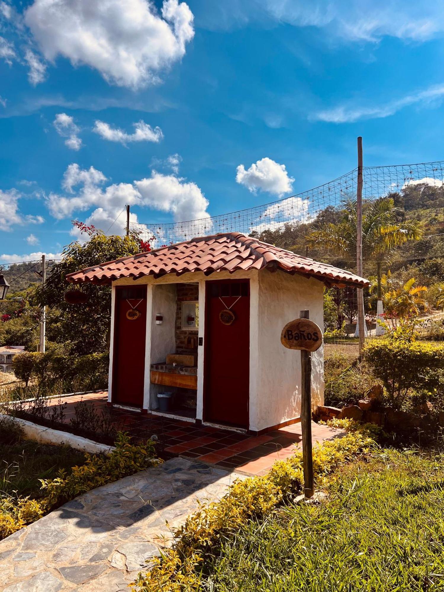 Hotel Campestre Palmas Del Zamorano San Gil Kültér fotó