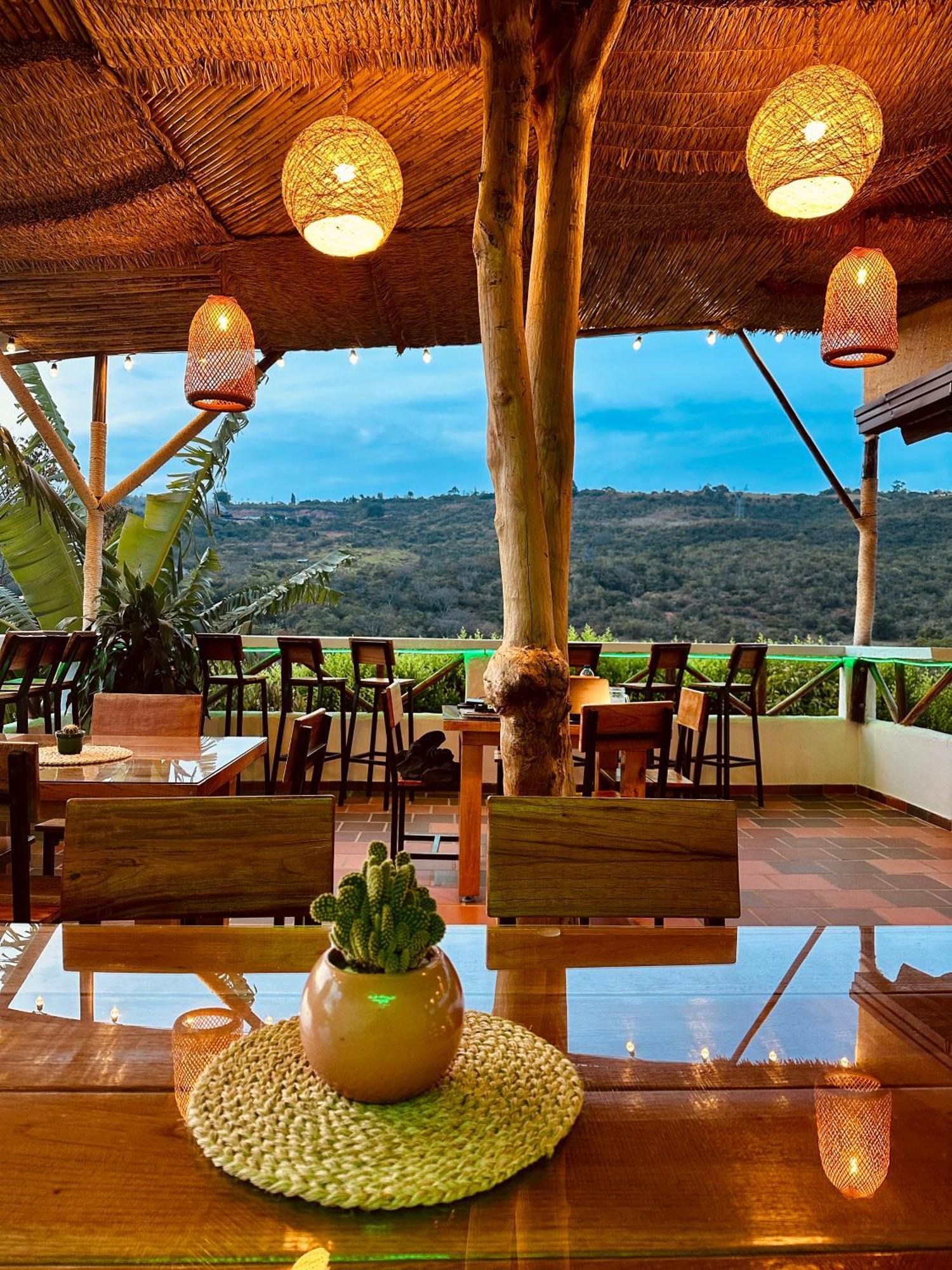 Hotel Campestre Palmas Del Zamorano San Gil Kültér fotó
