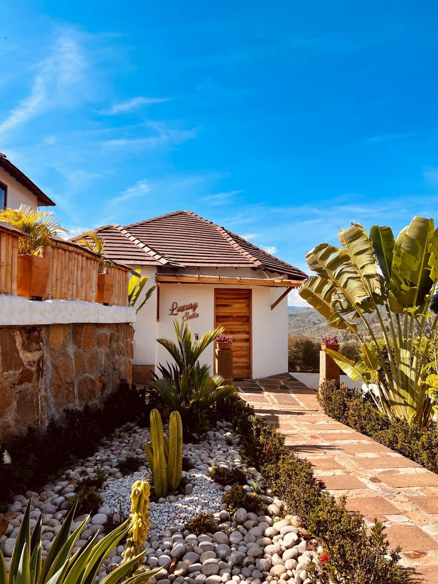 Hotel Campestre Palmas Del Zamorano San Gil Kültér fotó