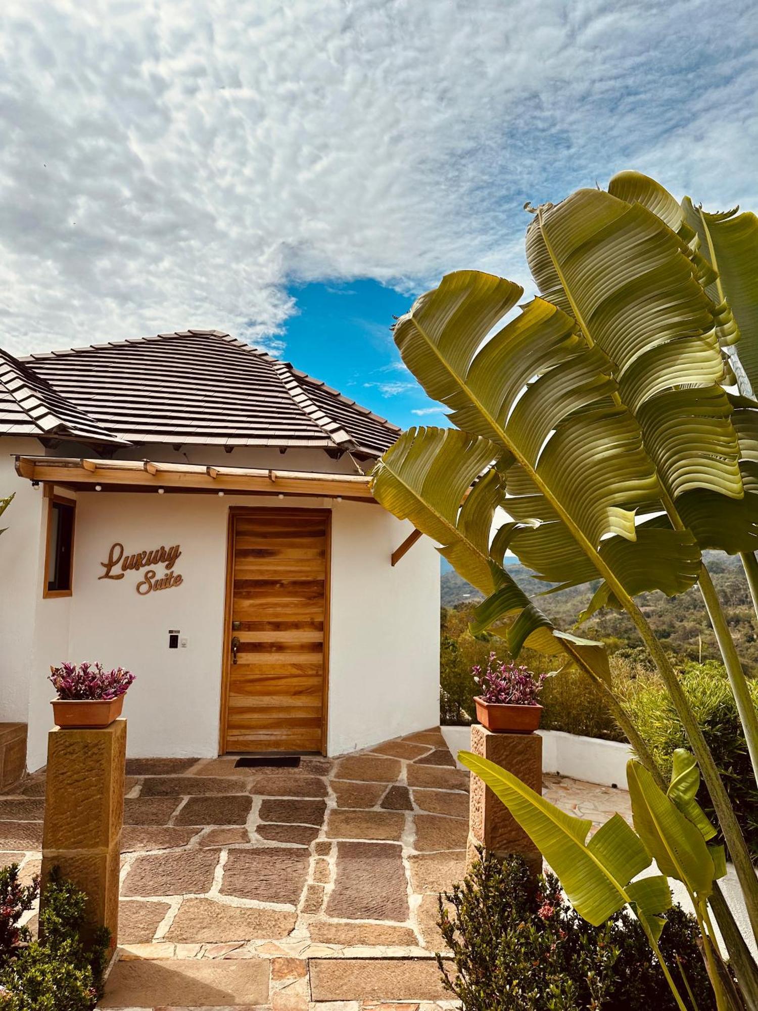 Hotel Campestre Palmas Del Zamorano San Gil Kültér fotó